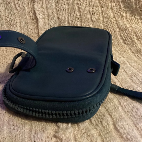 Coach Teal Blue Leather Hybrid Pouch Belt Bag Unisex - Picture 4 of 10